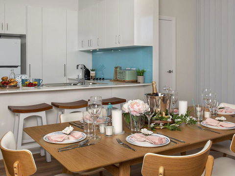 Blue Pelican - Pacific Views, Walk To Beach - Accommodation Port Hedland 3