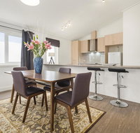 Blue Rosella on Piper - Accommodation Port Hedland