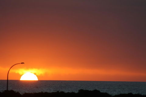 Blue Sky Escapes Sunset Oddes-sea - Accommodation Port Hedland 1