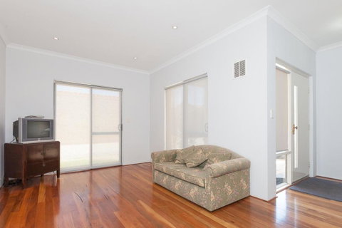 The Lane, Doubleview - Accommodation Port Hedland 1