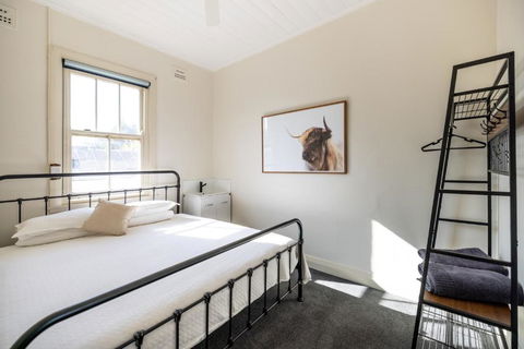 The Middle - Accommodation Port Hedland 0