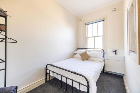 The Middle - Accommodation Port Hedland 2