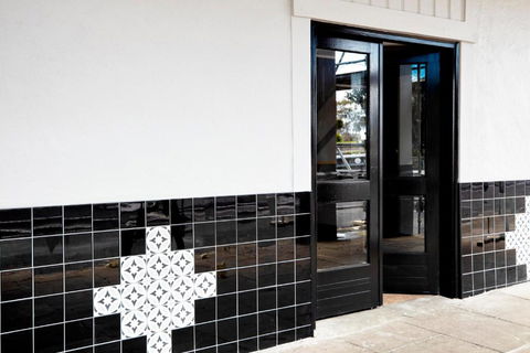 The Royal Hotel, Drouin - Accommodation Port Hedland 3