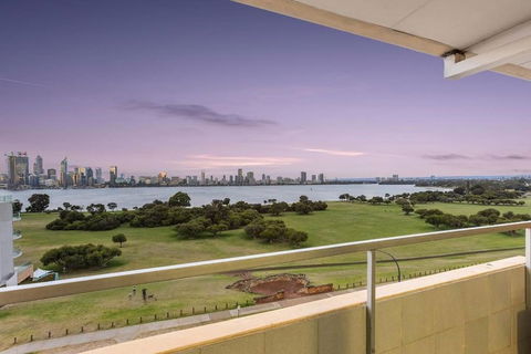 The Swan - Park & River Views Next To Perth Zoo - Accommodation Port Hedland 0