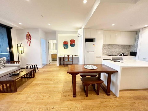 WT917 - 2BR 2BTH In Heart Of Box Hill With Free Park & Pool - Accommodation Port Hedland 1