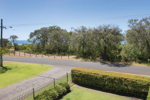 XYZ Holiday Home - Accommodation Port Hedland 2