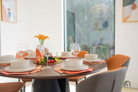 Whispering Pines With 4 Bedroom In Vaucluse - Accommodation Port Hedland 1