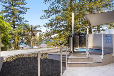 ZANZ205- Exclusive Outdoor Spa With Ocean Glimpses - Accommodation Port Hedland 1