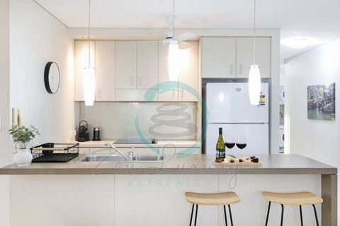 Zen On Stuart: 3-BR Penthouse Pad + Pool + BBQ - Accommodation Port Hedland 0