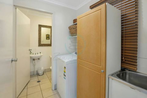 Zen Serene Seascape - Family Pool - BBQ - Markets - Accommodation Port Hedland 2