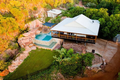 Wet Season Incredible Islands Tour - Horizontal Falls & Cygnet Bay Pearl Farm - Accommodation Port Hedland 5