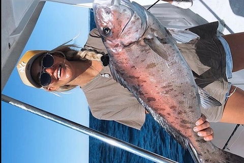 3/4 Day 7 Hour Offshore Fishing Charter - Accommodation Port Hedland 1