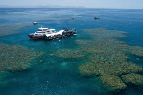 Scenic Helicopter Flight To Moore Reef And Return Snorkeling Cruise From Cairns - Accommodation Port Hedland 5