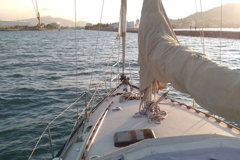 Townsville Small Group Sunset Sail Sailing Cruise Boat Tour Charter Hire - Accommodation Port Hedland 4