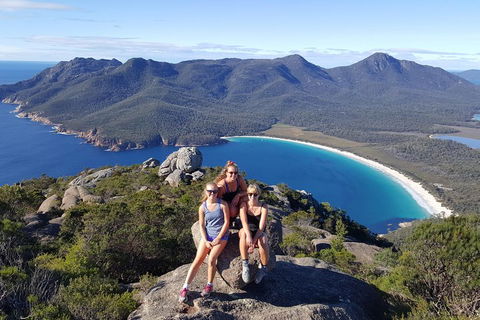 2-Day Tas East Coast Escape Tour Including Bay Of Fires, Wineglass Bay & Devils - Accommodation Port Hedland 1