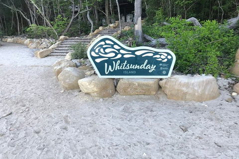 2 Night Small Group Whitsundays Sailing Adventure Aboard Mandrake - Accommodation Port Hedland 1