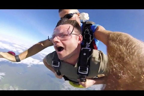 Reef And Rainforest Tandem Sky Dive In Cairns - Accommodation Port Hedland 1