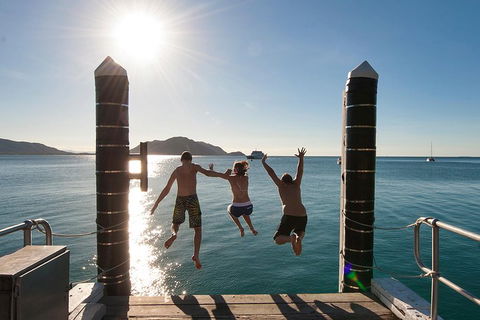 Fitzroy Island Catamaran Transfers From Cairns - Accommodation Port Hedland 0