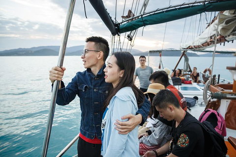 Whitsunday Islands Private Sailing Experience With Snorkeling & Langford Reef - Accommodation Port Hedland 2