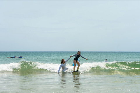 Private Beginners Surf Lessons, Noosa World Surf Reserve - Accommodation Port Hedland 0