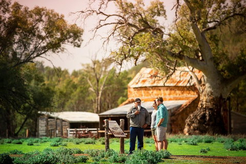 Yura Udnyu - Our Culture, Your Culture (Aboriginal Cultural Walk) - Accommodation Port Hedland 0