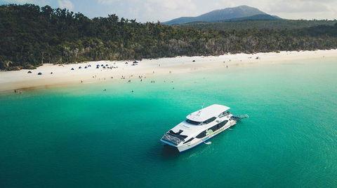 Whitehaven Beach And Daydream Island Cruise - Accommodation Port Hedland 1
